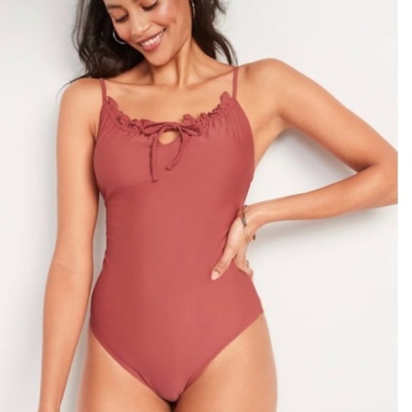 Old Navy Other - Old Navy Coral Pink Gathered Keyhole One-Piece Swimsuit 4X